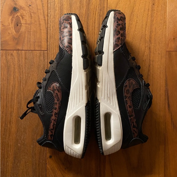 Nike Shoes - Nike Air Max Leopard